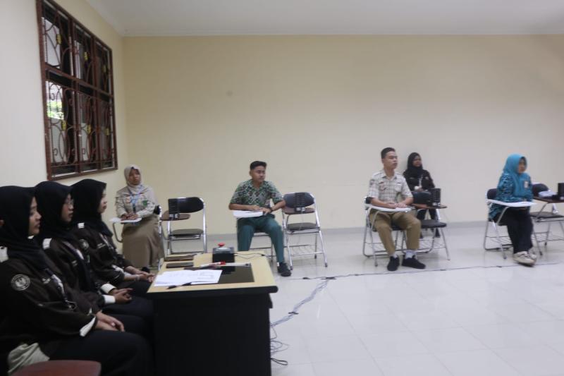 Suasana babak final National Physics Competition 2026 di FMIPA UNY